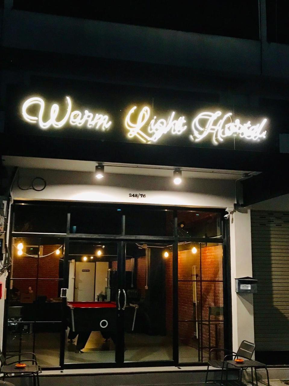 New Warm Light Hostel Чиангмай Екстериор снимка